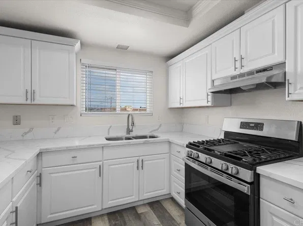 311 Zenith St, Chula Vista, CA 91911