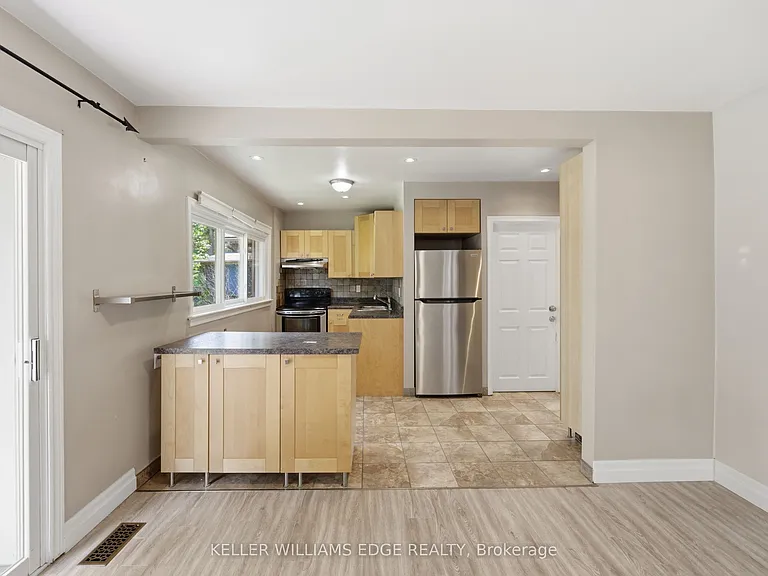 21 Sheridan Ln — Photo 7