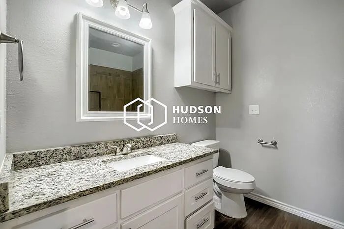 101 Pharm Hills Rd #204 — Photo 8