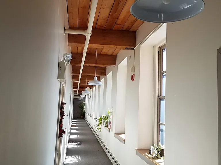 Shoe Factory Apartments — Photo 27