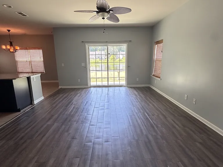 134 Mission Way — Photo 5