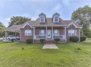 5310 Lunns Store Rd, Chapel Hill, TN 37034