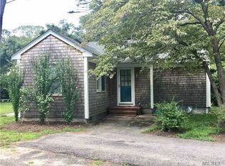 84 Westfield Rd, Coram, NY 11727