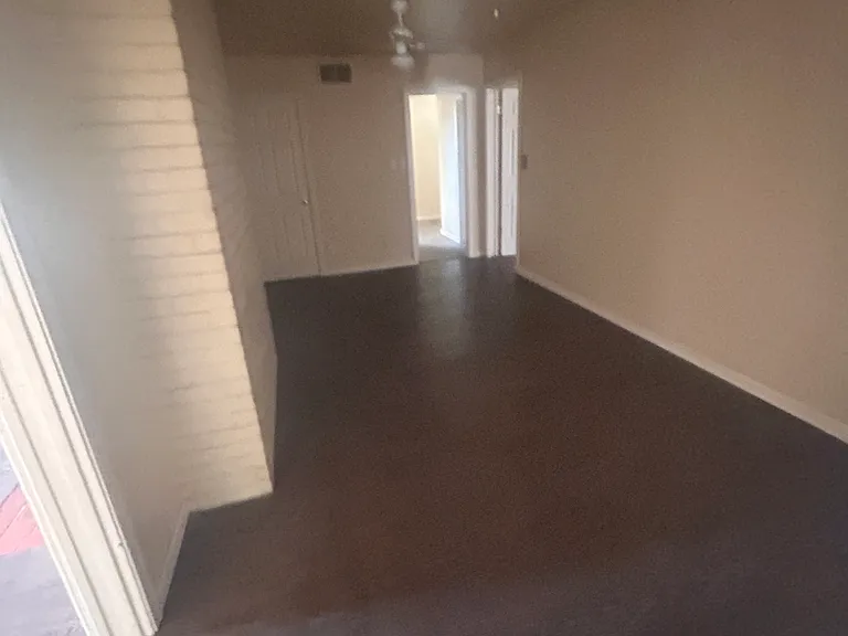 1920 N 11th Ave — Photo 10