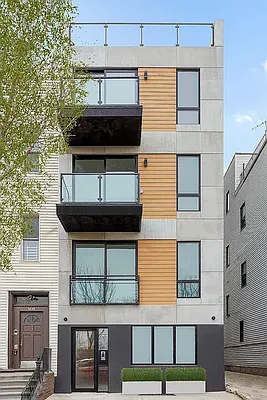 Sold by Avenues Real Estate | media 8