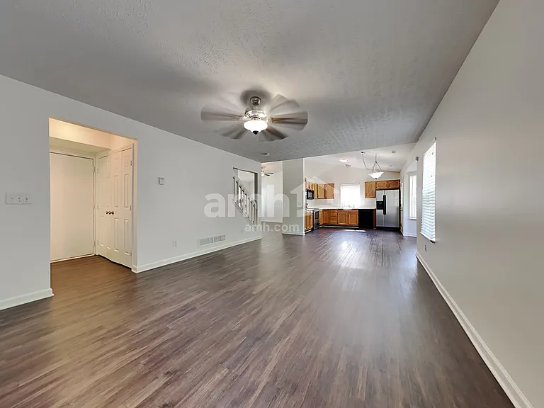 4645 Bluejay Ct — Photo 8