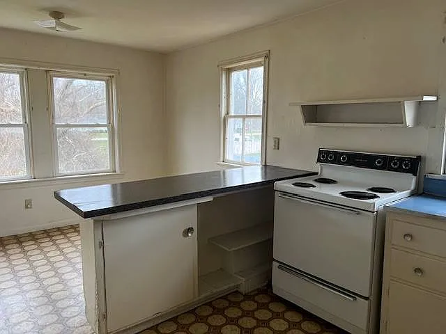 1107 W Vine St — Photo 6