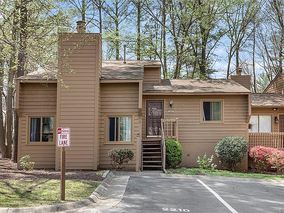 3rd image of 2210 Rocky Point Pkwy #2210