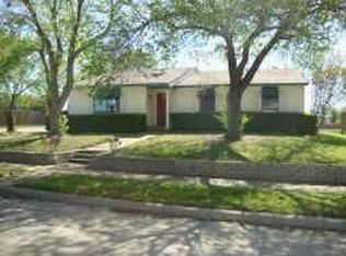 3206 Rose Hill Rd, Carrollton, TX 75007