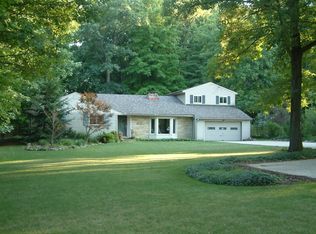 6522 Sprague Rd, Brecksville, OH 44141