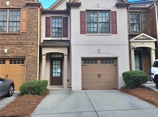 318 Knelston Oak Dr, Suwanee, GA 30024