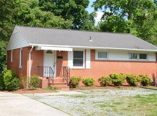 2706 Summit Ave, Greensboro, NC 27405
