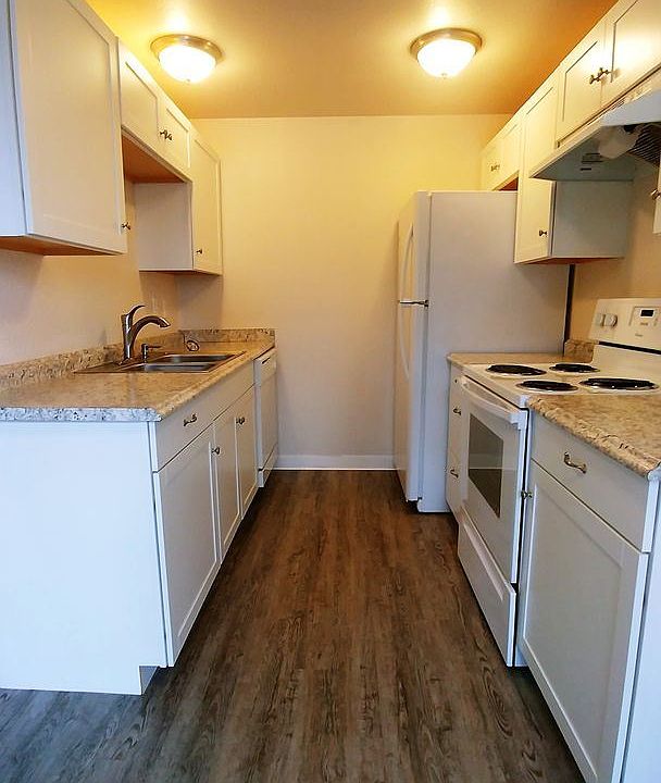 1st image of 1737 S 305th Pl APT C