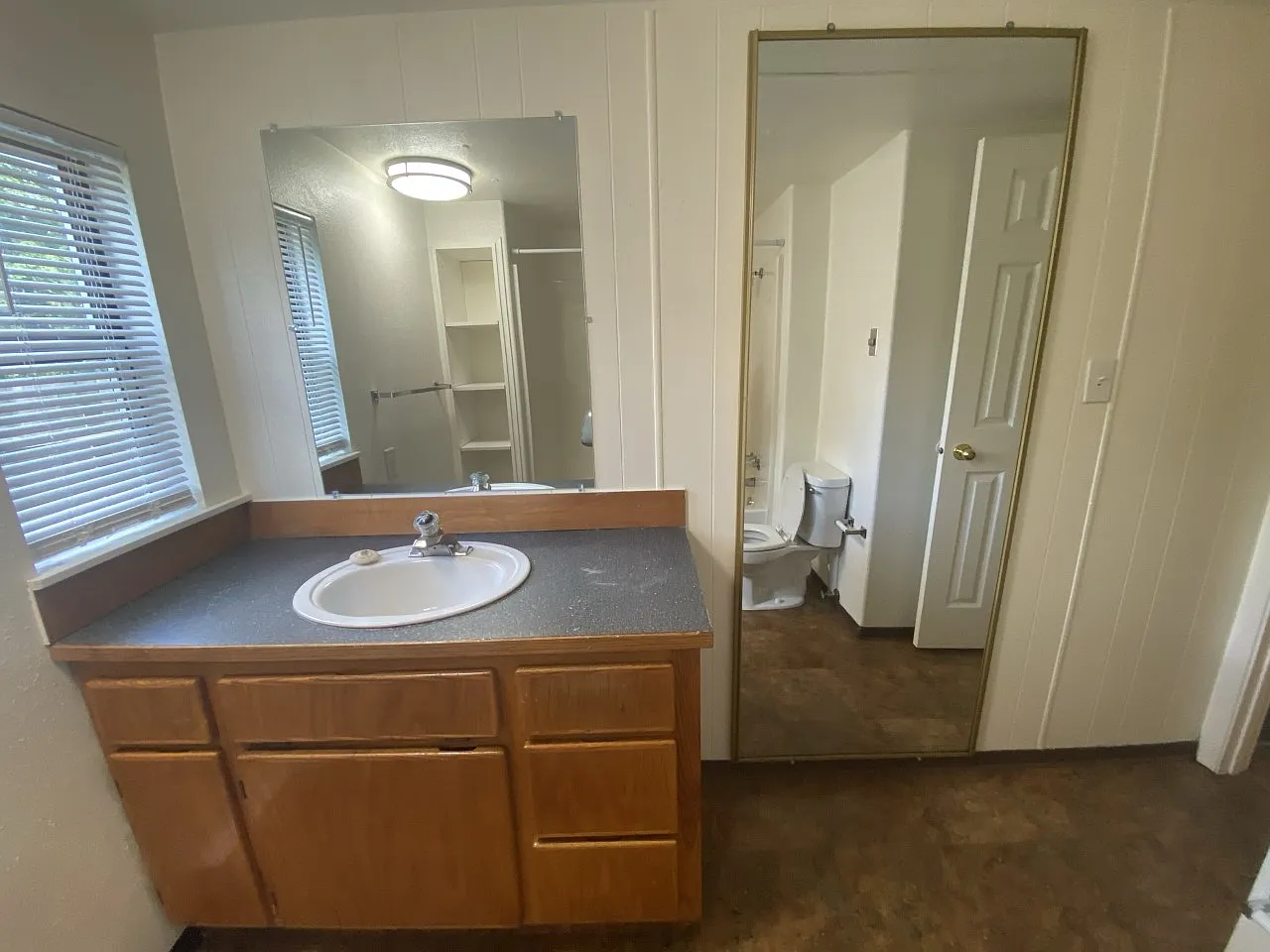 2 bed, 800 sqft, $1,500 — Photo 3
