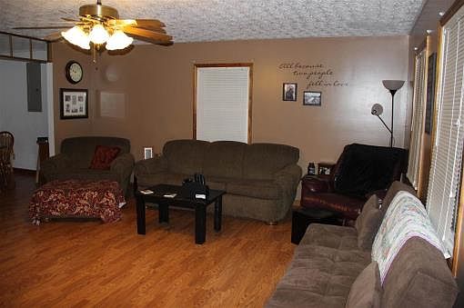 2nd image of 1510 Love Lee Rd