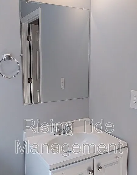4404 Avenue M — Photo 5