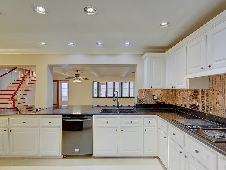 31 Freshwater Dr — Photo 34