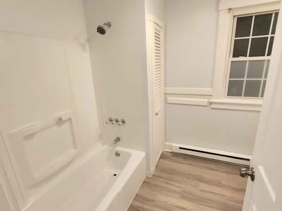 64 Vernon Ave #1