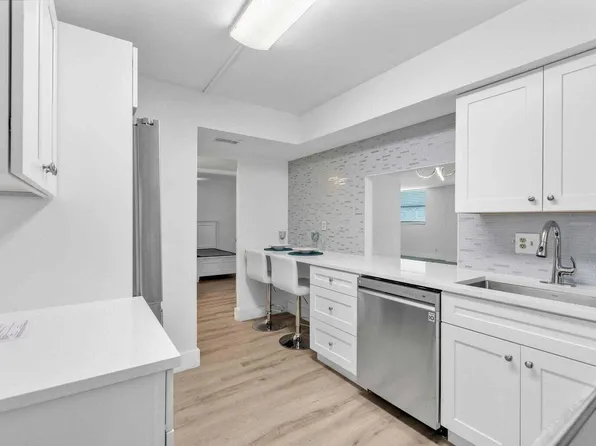 299 NW 52nd Terrace #118, Boca Raton, FL 33487