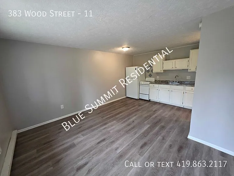 383 Wood St #11 — Photo 6