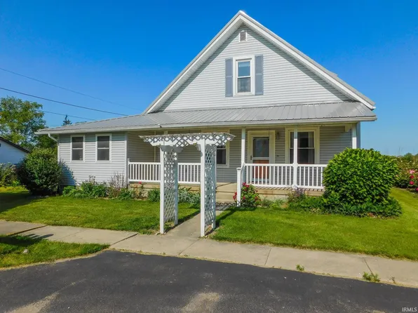 5958 S Market St, Poneto, IN 46781