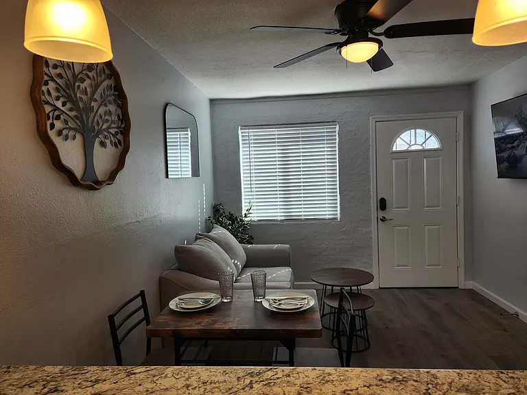 299 S Oregon St #3 — Photo 11