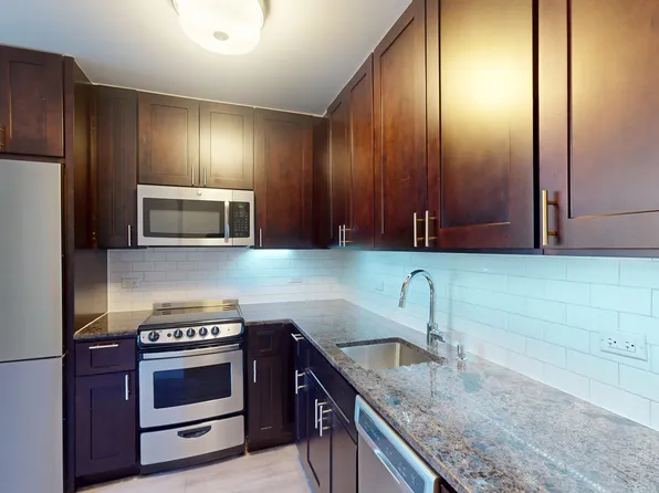 237 East 34th Street image 6 of 27