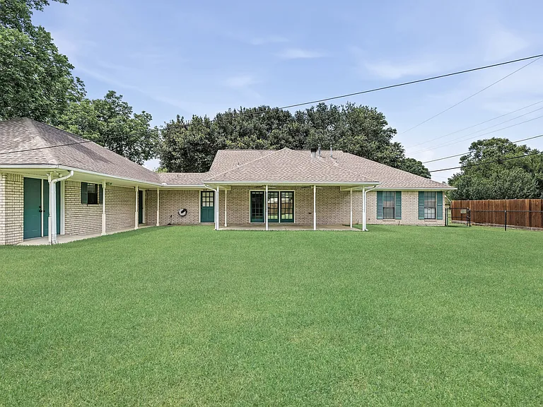 6970 Ellen Ln — Photo 32