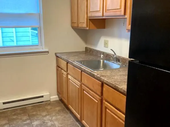 108 S Hellertown Ave APT G, Quakertown, PA 18951