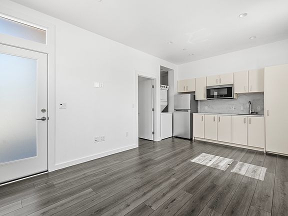 4th image of 422 San Pascual Ave #1/2