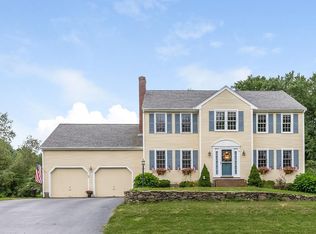 101 Devon St, Taunton, MA 02780