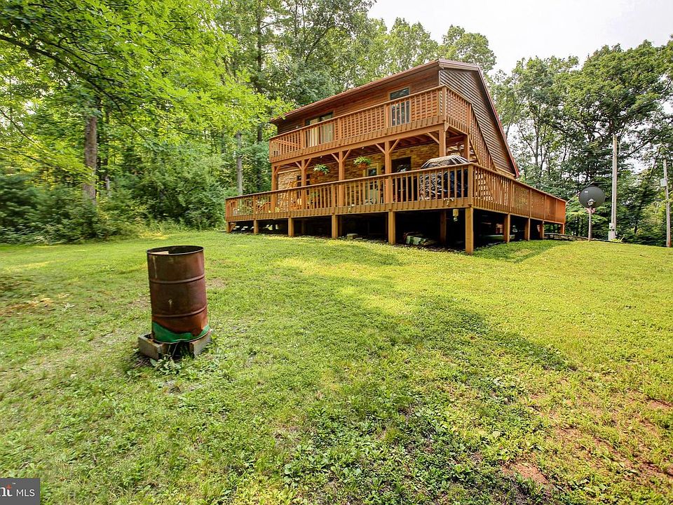 7th image of 845 Oak Ridge Dr