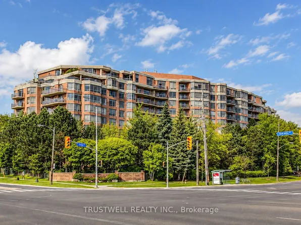3181 Bayview Ave #703, Toronto, ON M2K 2Y2