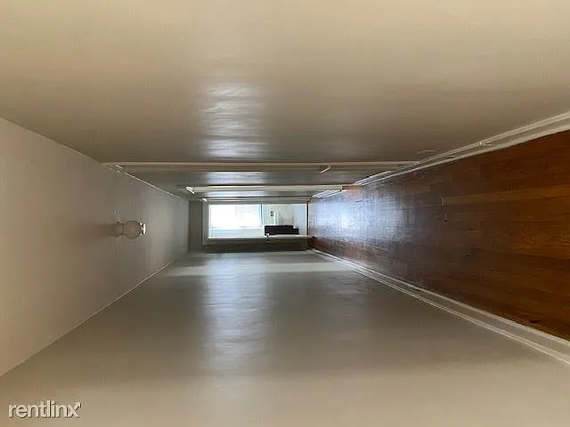 1300 Wisconsin Ave APT 2 photo 1