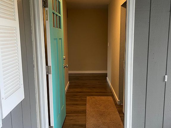 4th image of 2914 Greenwood Ct S
