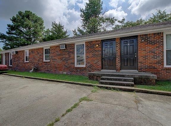 2nd image of 1436 McCan Dr