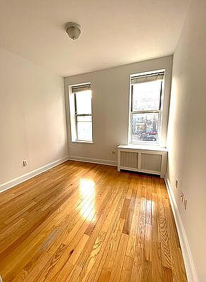 5th image of 110 E 1st St APT 7