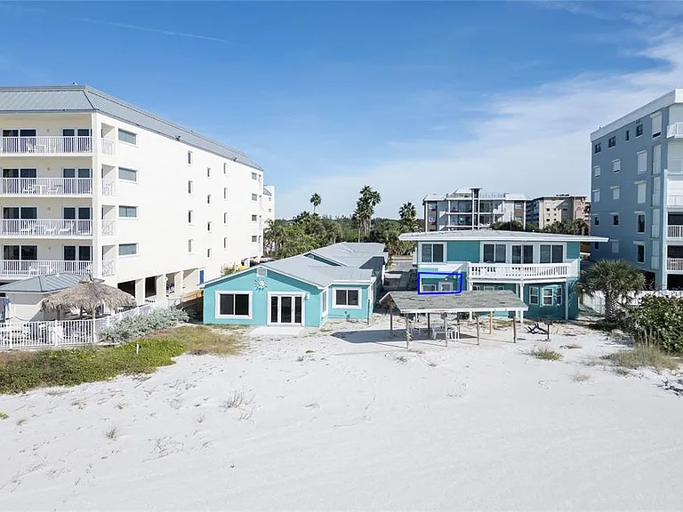 19506 Gulf Blvd #4 — Photo 31