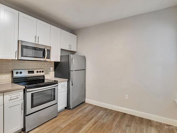 4th image of 1373 Clay St #1385-5