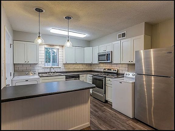 2nd image of 25 S Morrison St #5