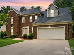 4519 Crownvista Dr, Charlotte, NC 28269