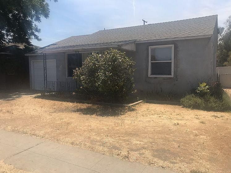 2nd image of 1310 E Shields Ave