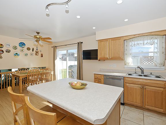 5th image of 8543 W Zermatt Dr