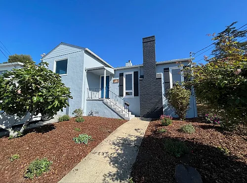 5685 Jordan Ave Photo 1