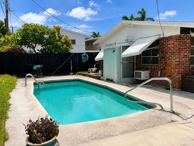 121 Cleveland St #3 — Photo 4