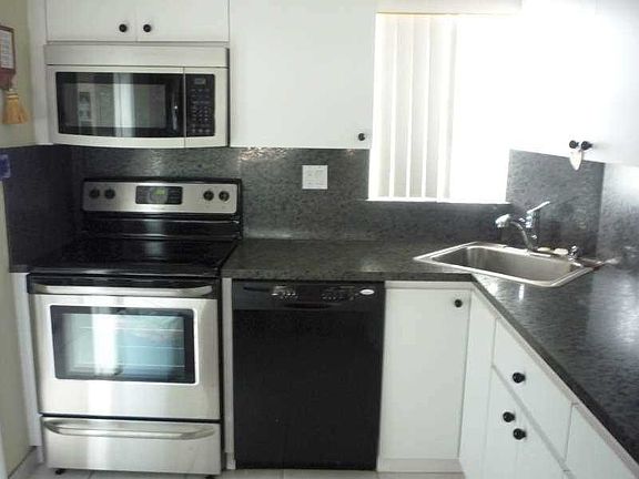 2nd image of 8900 Washington Blvd Ph 4