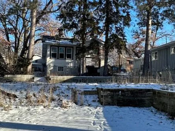 1140 Mahtomedi Ave, Mahtomedi, MN 55115