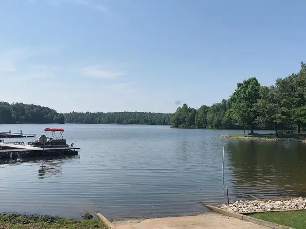 102 Snap Bean Ln, Cedar Grove, TN 38321