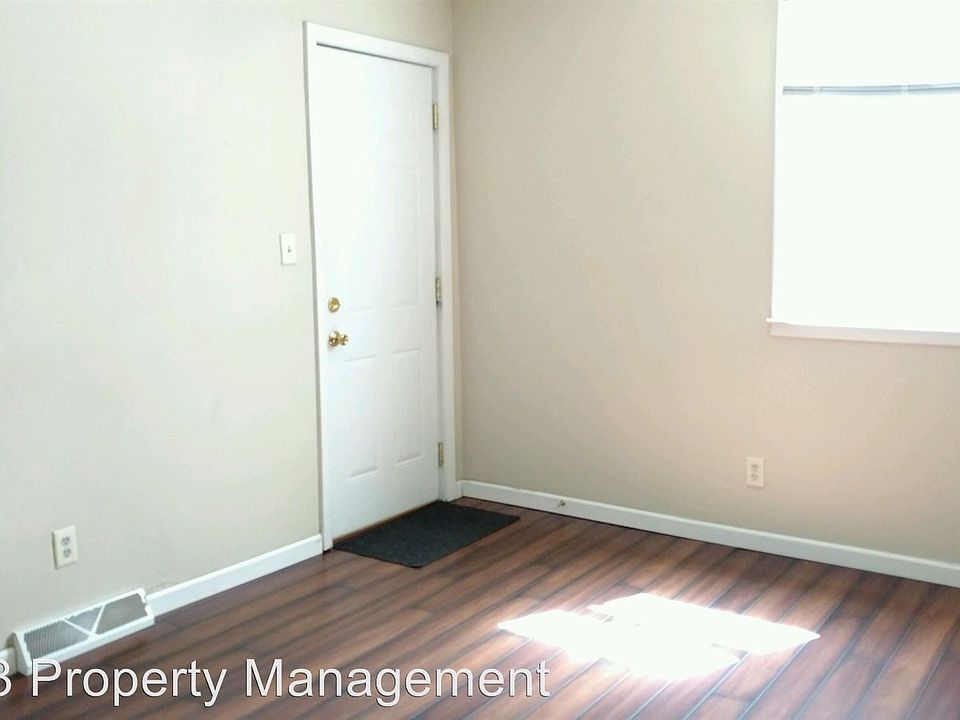 2nd image of 508 Douglas St APT 04