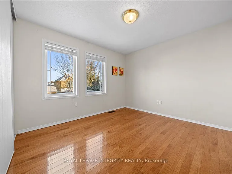 120 Grovemont Dr — Photo 23